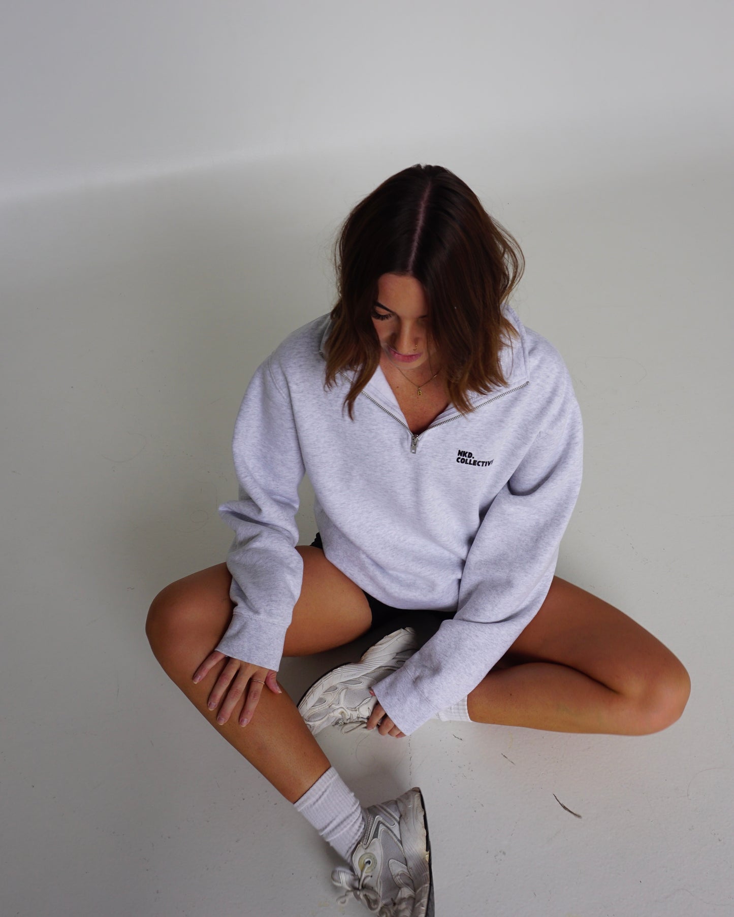core quarter zip - white marle