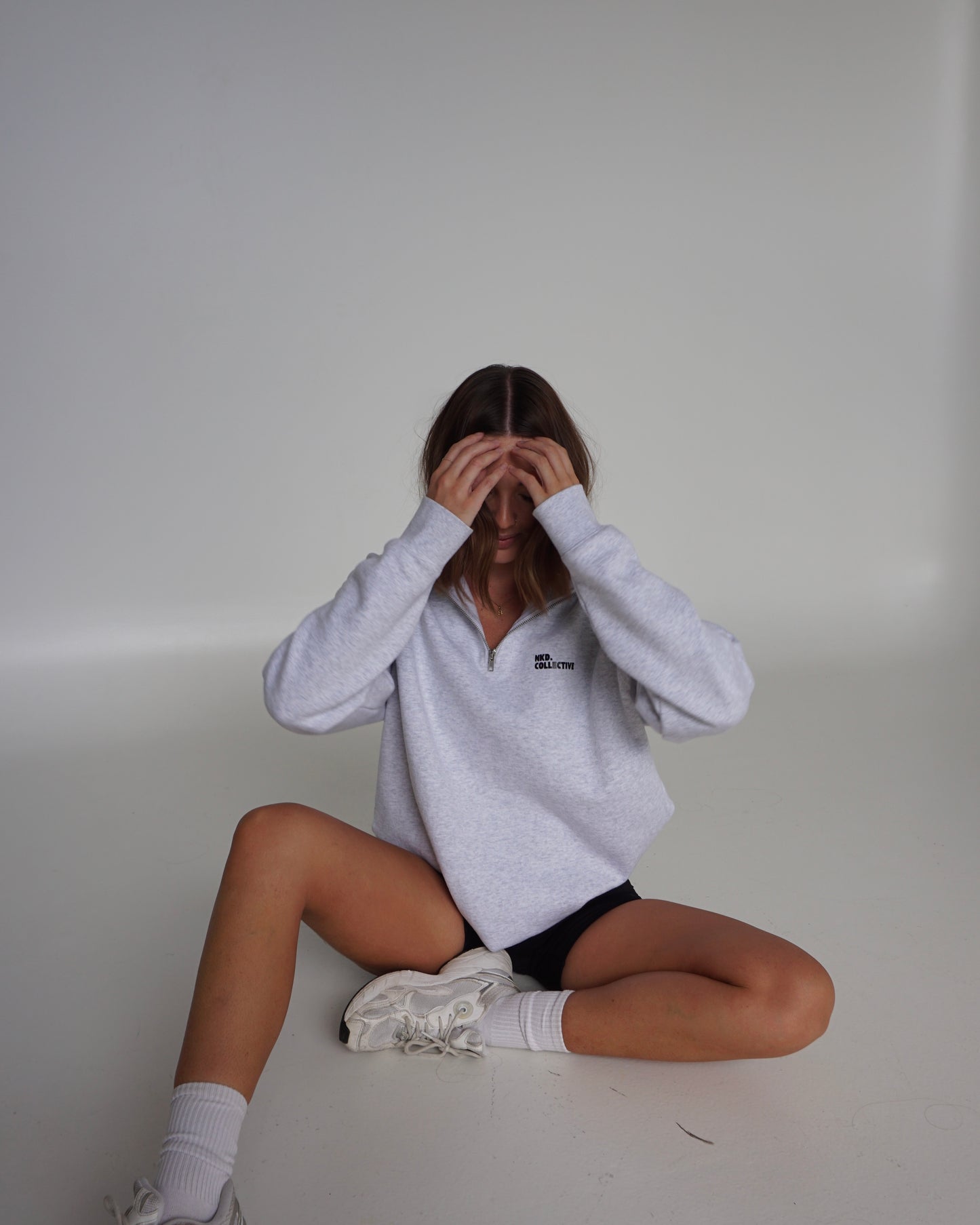 core quarter zip - white marle
