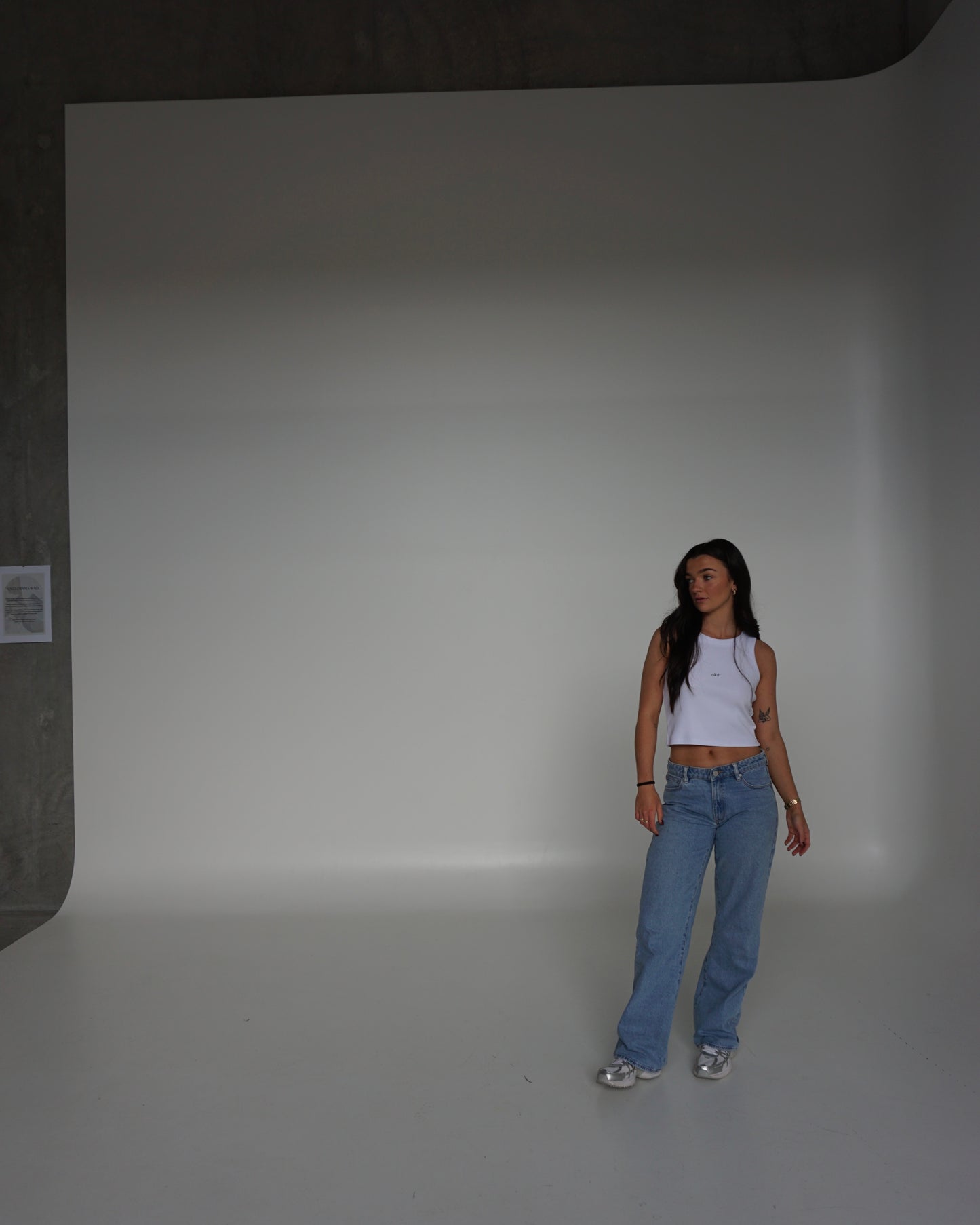 staple tank - white