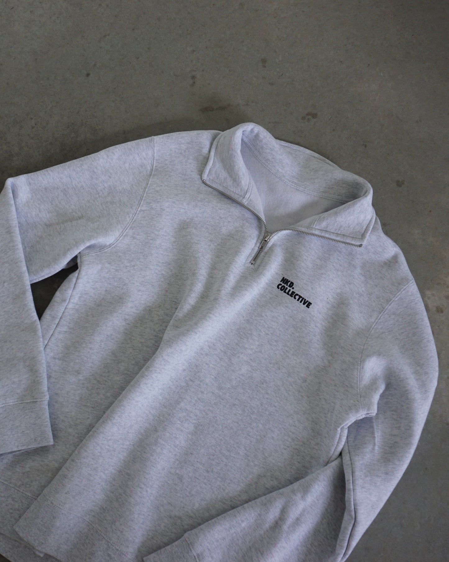 core quarter zip - white marle