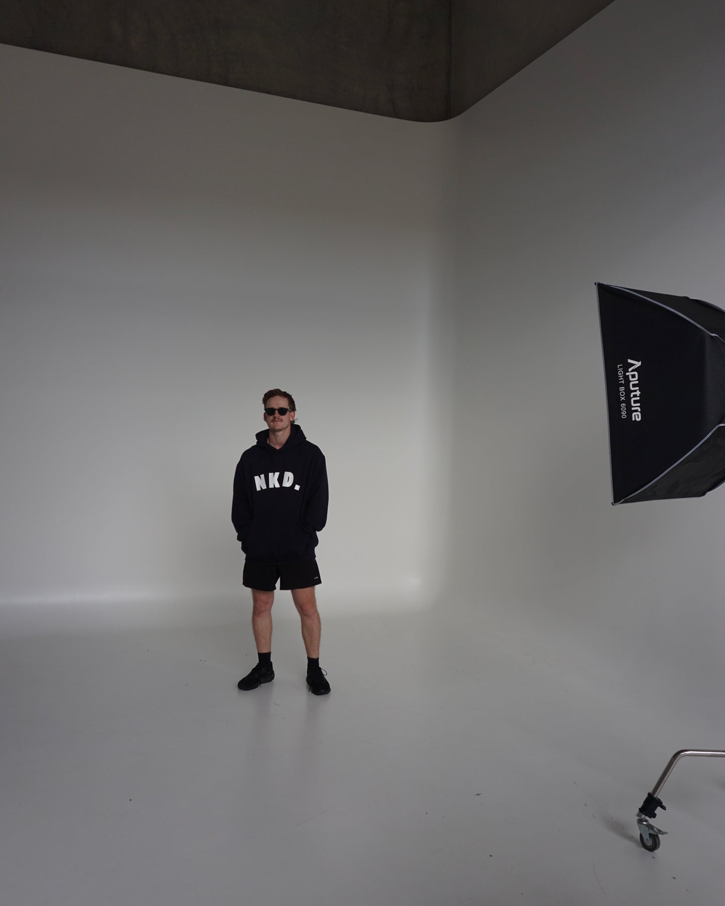 box hoodie - dark navy