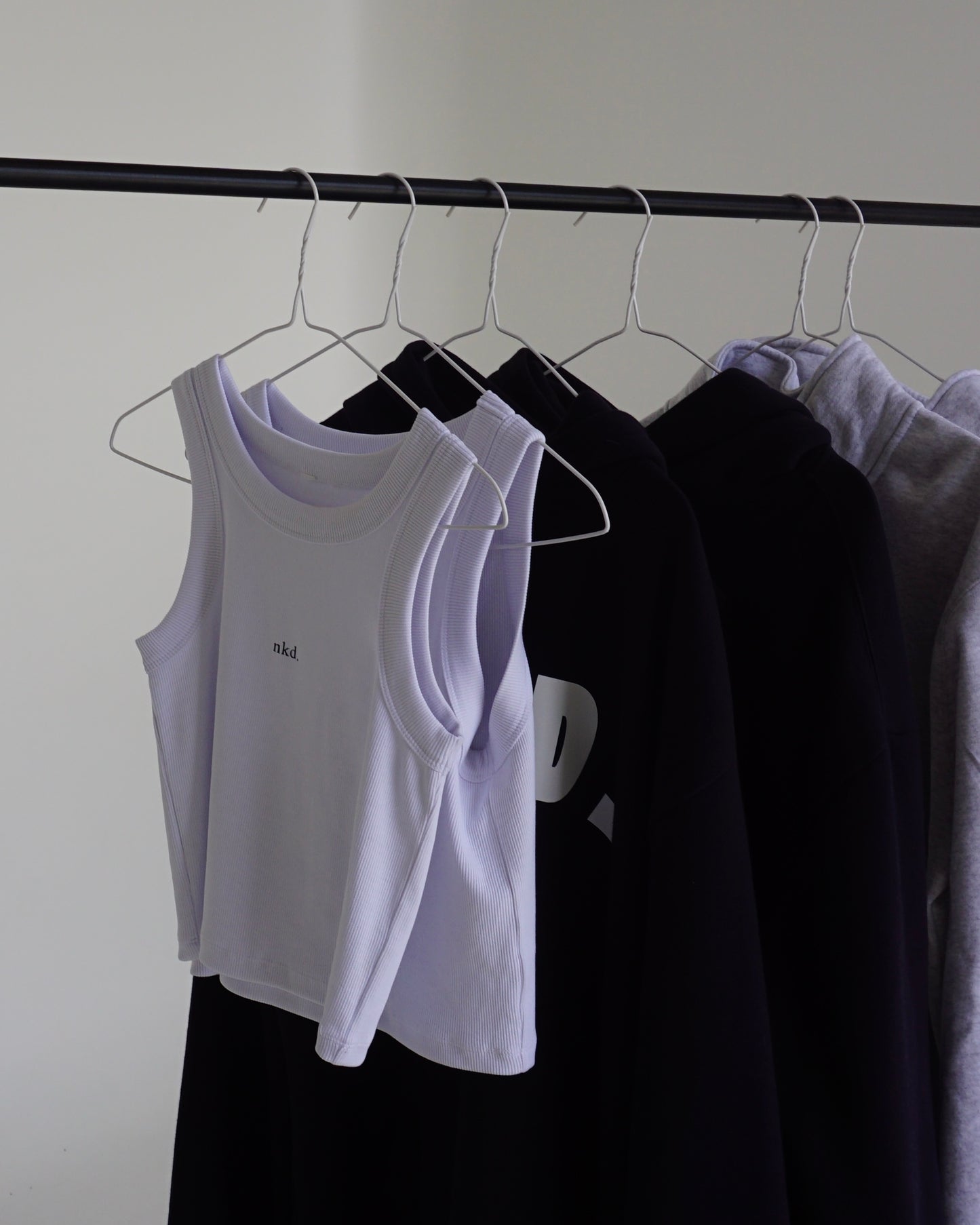 staple tank - white